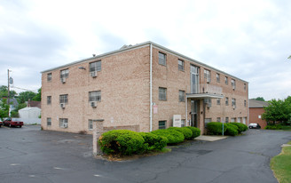 35 Broad Meadows Blvd Apartments