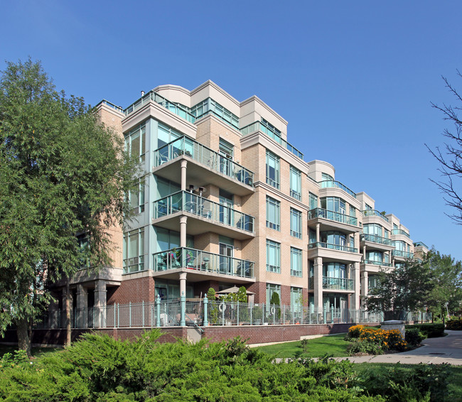 The Boardwalk I in Toronto, ON - Building Photo - Primary Photo