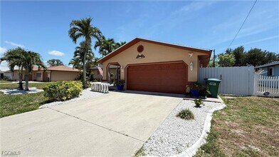 1424 SE 22nd Terrace in Cape Coral, FL - Building Photo - Building Photo