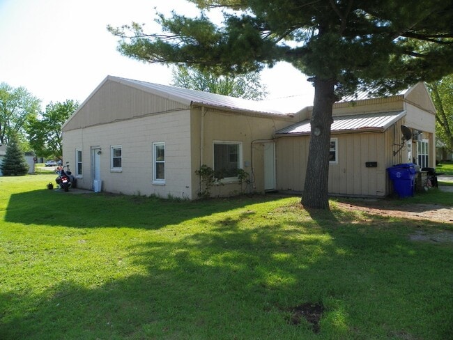 property at 700 W Division St
