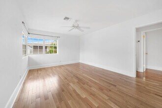 223 Park Ave in Palm Beach, FL - Building Photo - Building Photo