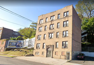 275 Mclean Ave in Yonkers, NY - Building Photo - Building Photo