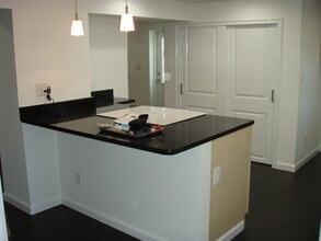 1105 S Atlantic Ave, Unit unit 1 in New Smyrna Beach, FL - Building Photo - Building Photo