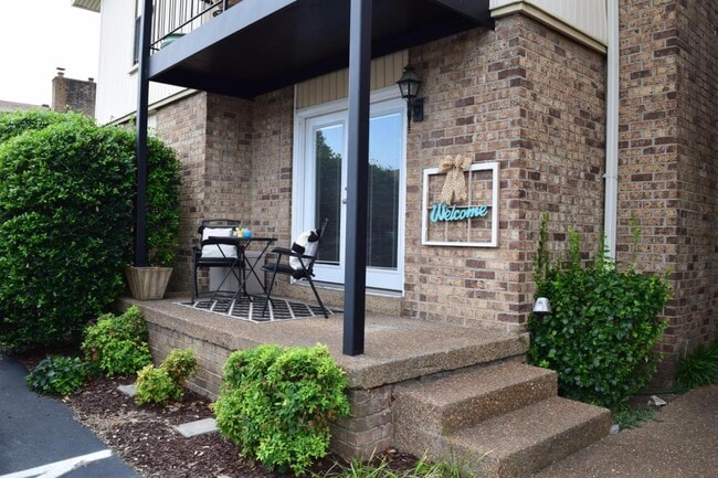 property at 2116 Hobbs Rd