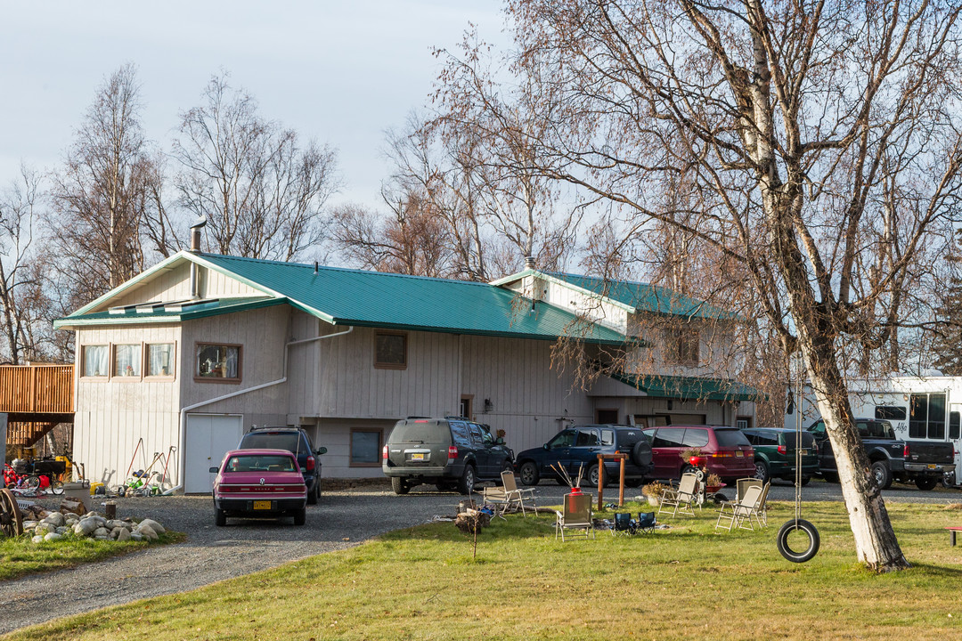 2165 S Togiak Ave in Wasilla, AK - Building Photo