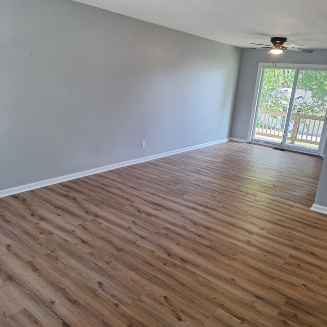 213 Whitehall Dr in O'Fallon, IL - Building Photo - Building Photo