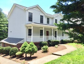1692 Oriole Dr in Blacksburg, VA - Building Photo