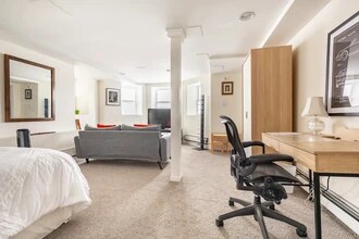 540 S Taylor Ave, Unit Garden Studio in Oak Park, IL - Foto de edificio - Building Photo