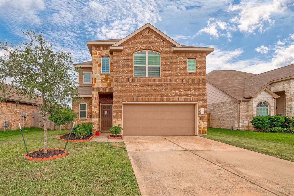 2303 Sanders Brook Dr in Baytown, TX - Foto de edificio