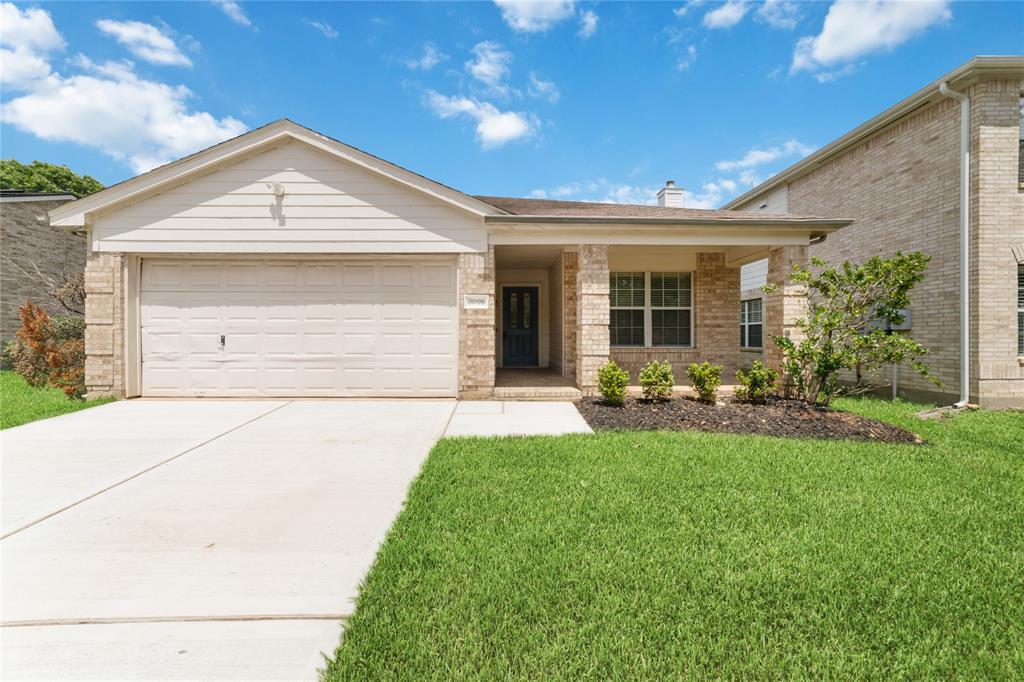 20126 Cypresswood Glen in Spring, TX - Building Photo