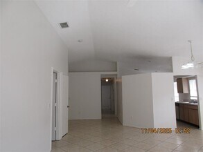 13210 Meadowfield Dr in Orlando, FL - Building Photo - Building Photo