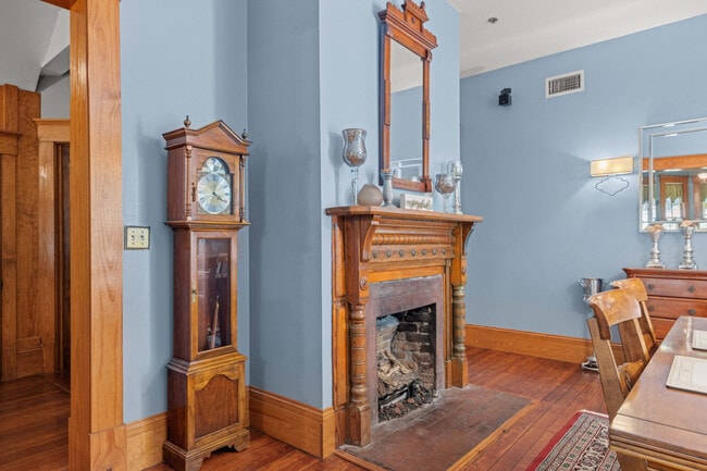 property at 221 SE 7th St