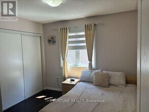 66 Seascape Crescent in Brampton, ON - Building Photo - Building Photo