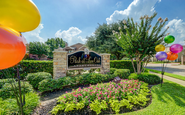 The Park @ Live Oak Apartments in Houston, TX - Building Photo - Building Photo