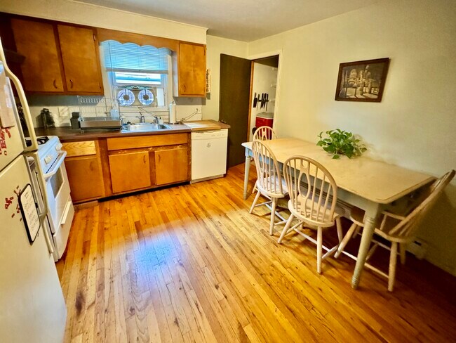 64 Ridgemont St, Unit 1