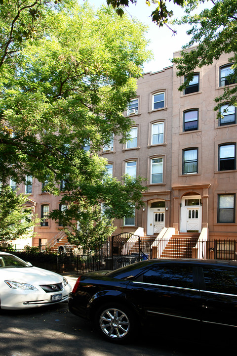 69 1st Pl in Brooklyn, NY - Building Photo