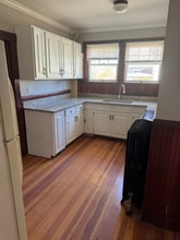 14-16-16 Slater Ave, Unit 14 in Norwich, CT - Building Photo - Building Photo