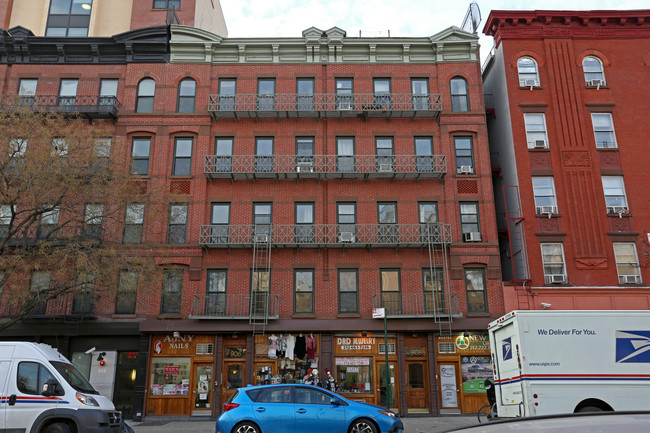 908 Amsterdam Ave in New York, NY - Foto de edificio - Building Photo