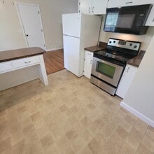 2145 Mitchell St in Lawrence, KS - Building Photo - Building Photo