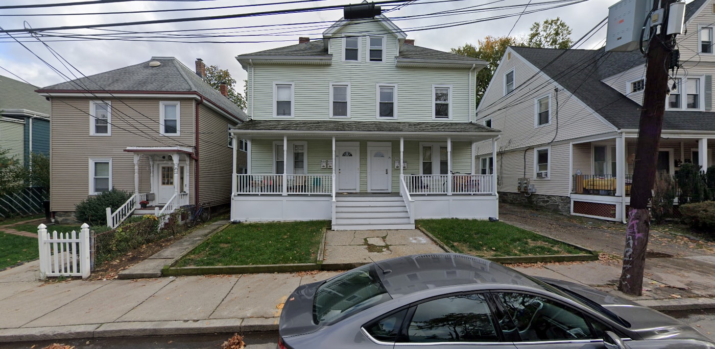 27 Pratt St, Unit 2 in Boston, MA - Foto de edificio