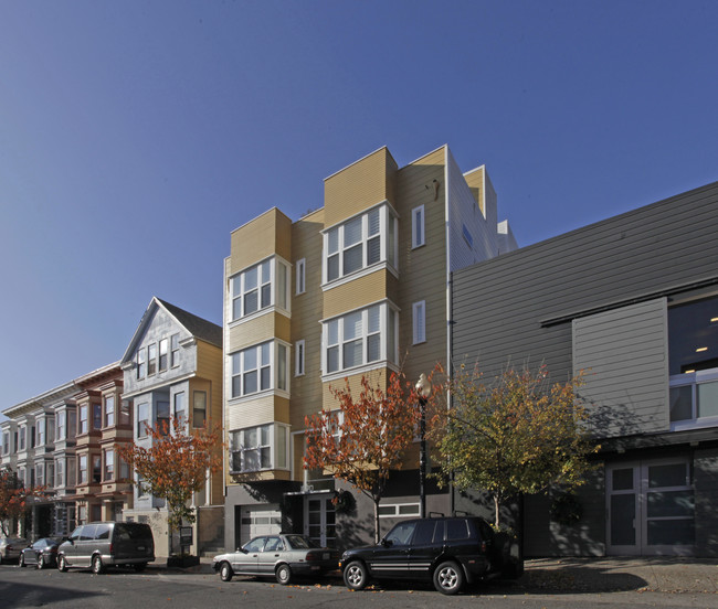 1070 Capp St in San Francisco, CA - Building Photo - Building Photo