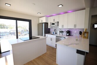 441 129th Ave E in Madeira Beach, FL - Foto de edificio - Building Photo