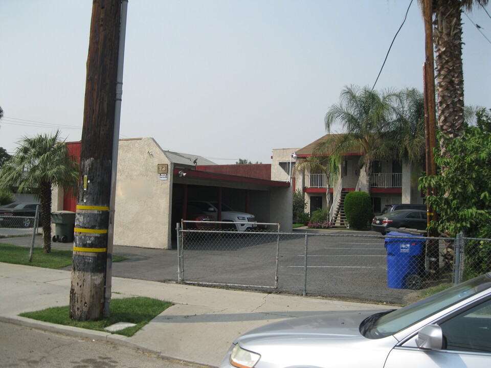 236 S Allen St in San Bernardino, CA - Building Photo