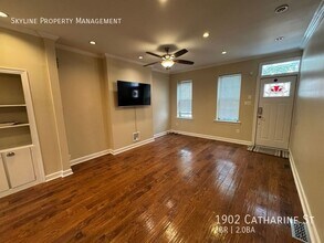 1902 Catharine St in Philadelphia, PA - Building Photo - Building Photo