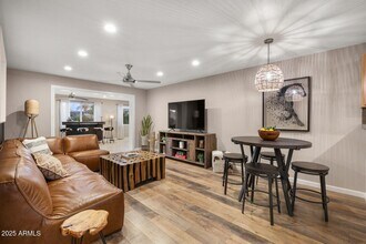 6419 E Cambridge Ave in Scottsdale, AZ - Building Photo - Building Photo