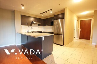 9288 Odlin Rd in Richmond, BC - Building Photo - Building Photo