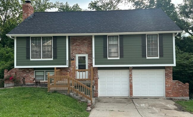 property at 8020 N Garfield Ave