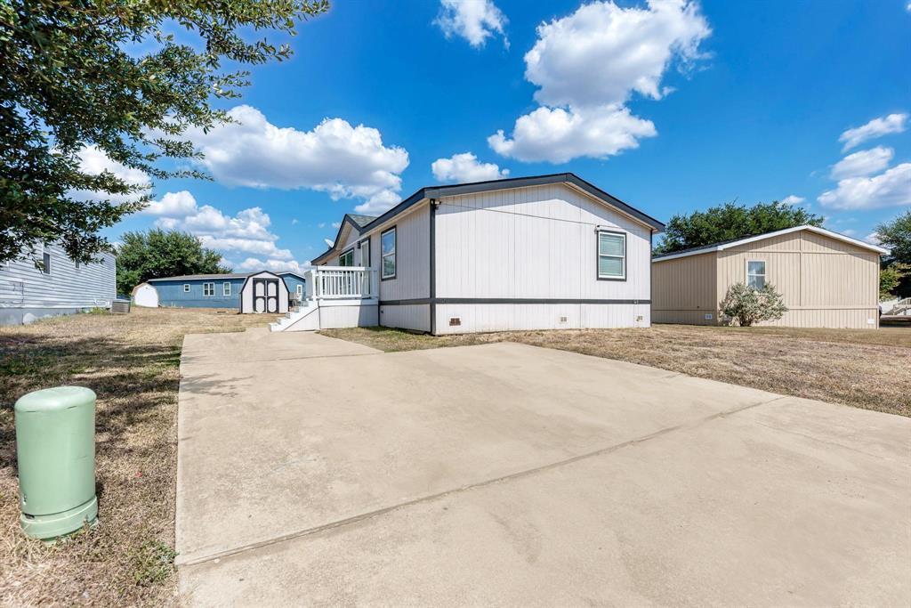 120 Silver Peak Dr in San Marcos, TX - Building Photo