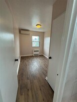 153-32 77th Ave in Flushing, NY - Building Photo