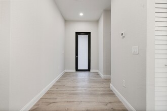 232 Fowler Ave in Lehigh Acres, FL - Building Photo - Building Photo