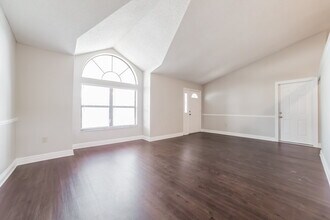2914 Vienna Ln in Kissimmee, FL - Building Photo - Building Photo