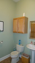 2856 N Campbell Ave in Chicago, IL - Building Photo - Interior Photo
