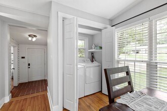 932 Spottswood Dr in Tallahassee, FL - Building Photo - Building Photo