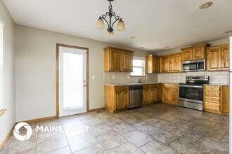 12210 E 56th Terrace in Kansas City, MO - Building Photo - Building Photo