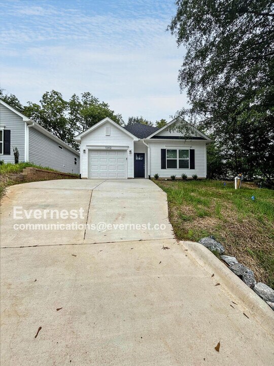 1342 7th Ave SE in Hickory, NC - Building Photo