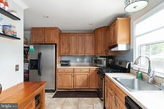 4133 Novar Dr, Unit UL 1 in Chantilly, VA - Building Photo - Building Photo