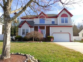 2601 Springhaven Dr in Virginia Beach, VA - Building Photo