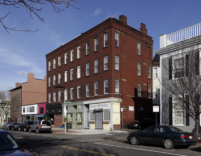 211 Main St