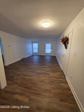 722 Breckenridge Ln in Louisville, KY - Building Photo - Building Photo