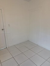 2267 SW 16th St in Miami, FL - Building Photo - Building Photo
