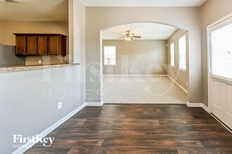 5914 Treasure Cove Rd in Baytown, TX - Building Photo - Building Photo