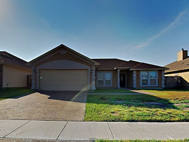 property at 3622 Garnet Ct