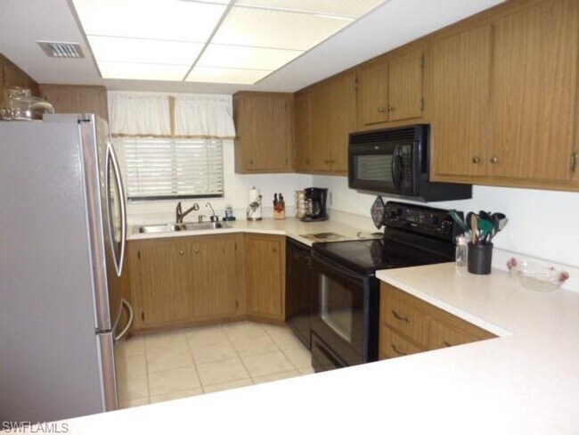 4386 Jib Boom Ct in Ft. Myers, FL - Foto de edificio - Building Photo