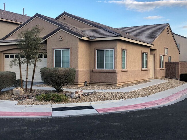 property at 105 Gemstone Hill Ave