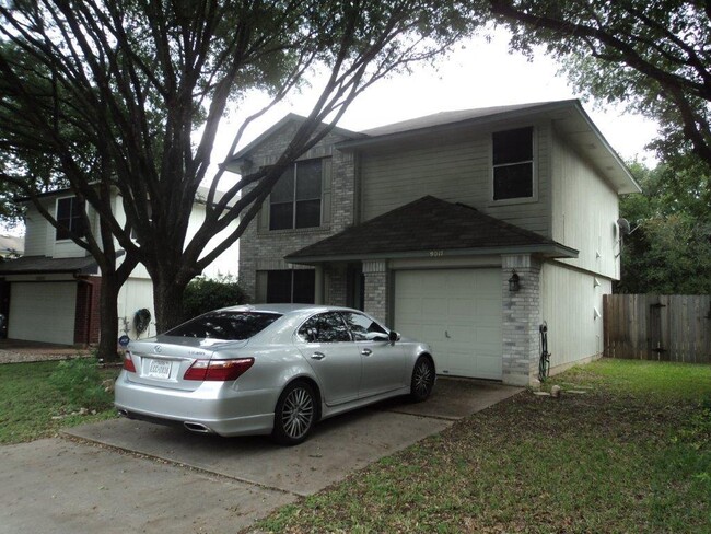 9017 Vigen Cir in Austin, TX - Building Photo - Building Photo