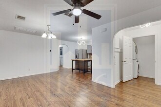 4622 Credo Lane in Austin, TX - Building Photo - Building Photo